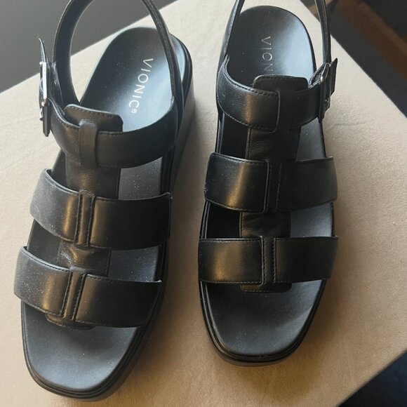 Vionic Delano Platform Wedge Sandals – Black Leather, Size 10 (New in Box) - Picture 4 of 8